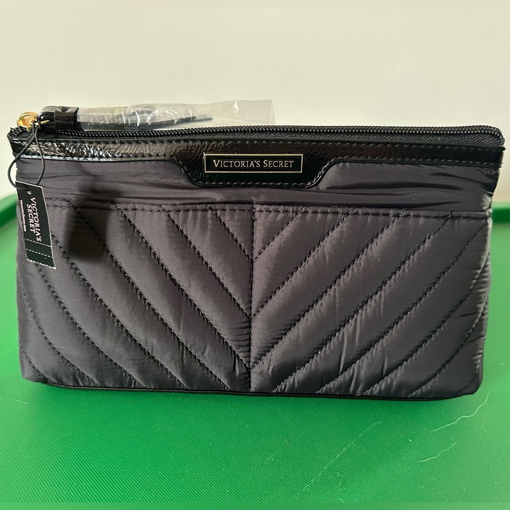 VS Touch-Up Pouch